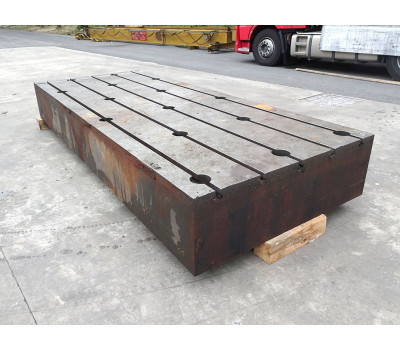 T-slot Table, 3900 x 1600 x 500 mm