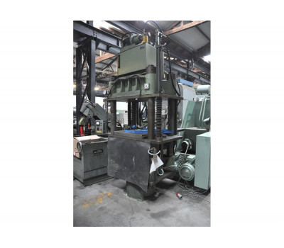 Emidecau press, 400 ton