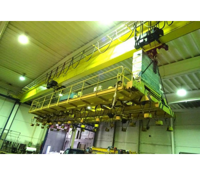 Fimec crane with magnetic plate hoist, 15 t