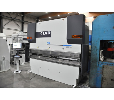 LVD, PPEB 135 ton x 3100 mm CNC