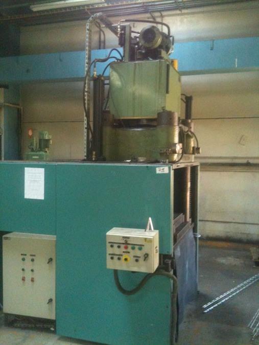 Emidecau press, 400 ton