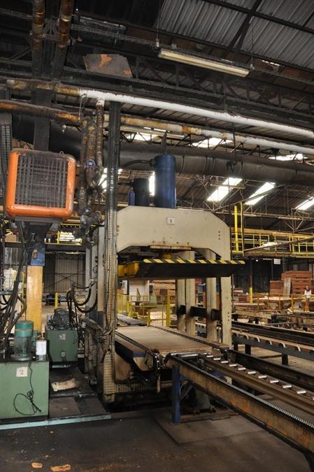 Valette panel press, 410 ton