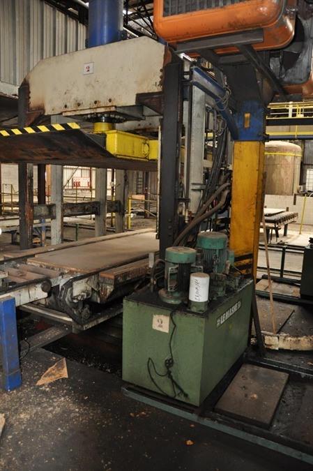 Valette panel press, 410 ton