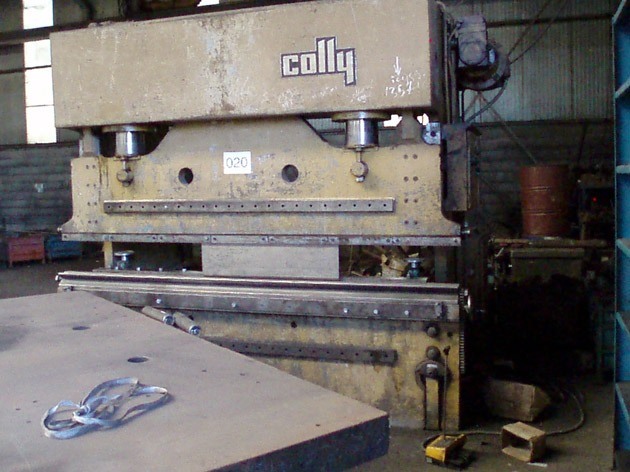 Colly, 200 ton x 3100 mm