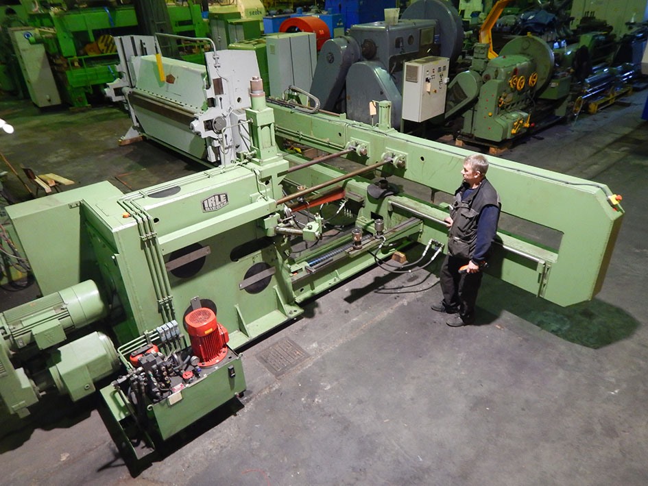 Irle, KS12 cutting & flanging