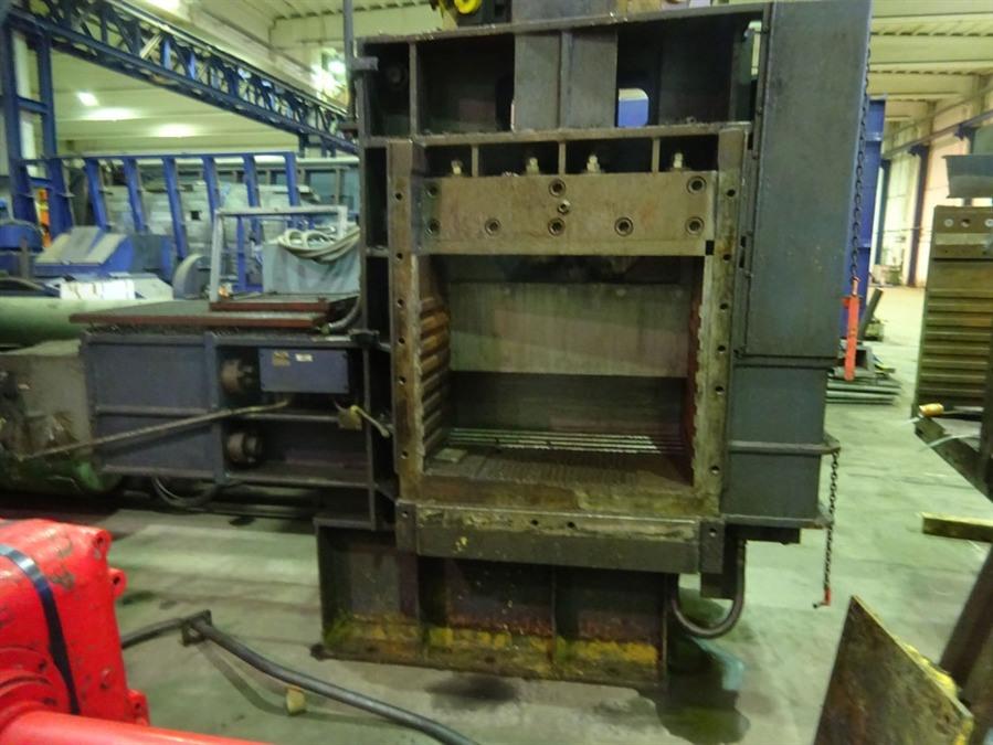 Lindemann, Scrap balling press - 150 ton