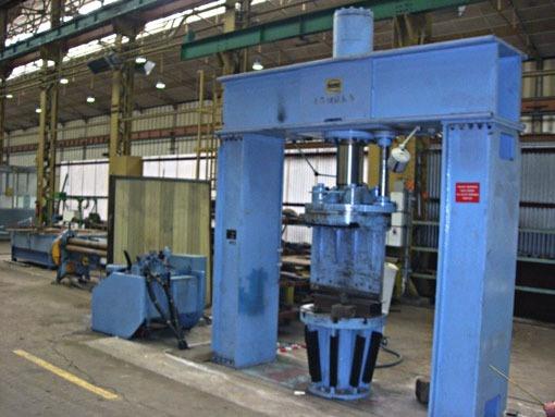 Quiri 150 ton, Dish end forming press