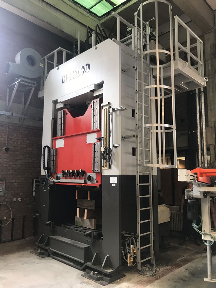 Haco, 100 ton CNC