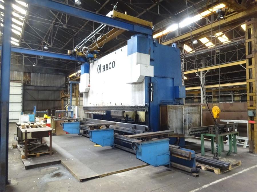 Haco HSDY, 800 т x 6100 мм CNC