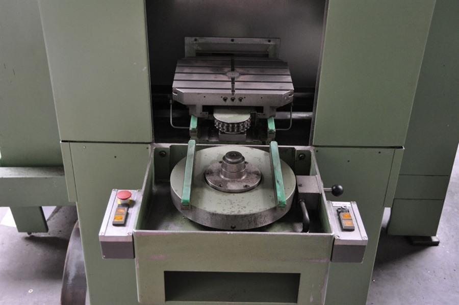 Schaublin, 44 CNC X:520 - Y:520 - Z:420mm