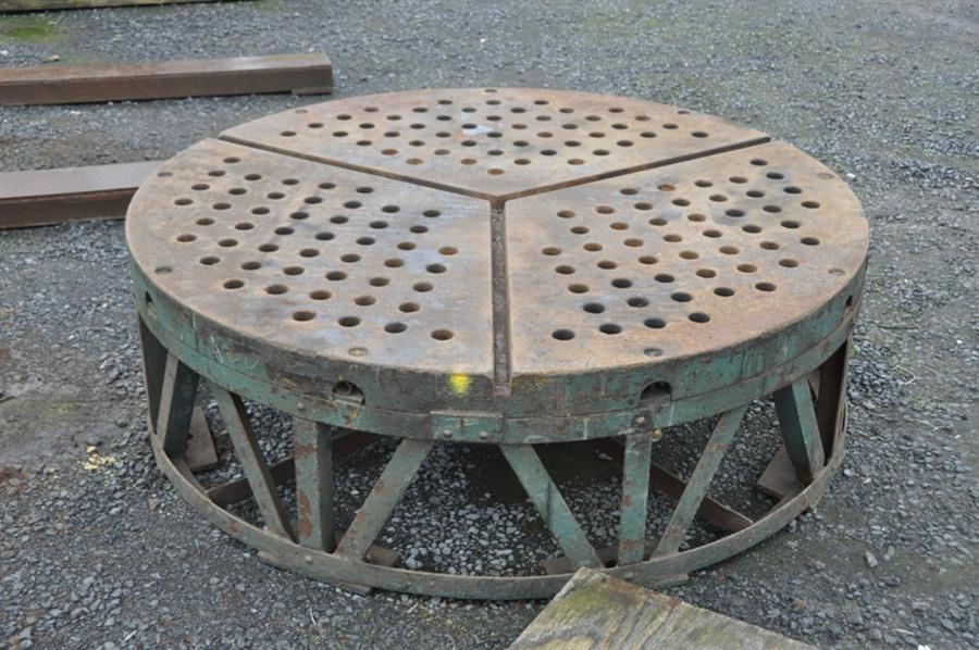 Round table, Ø 2400 mm