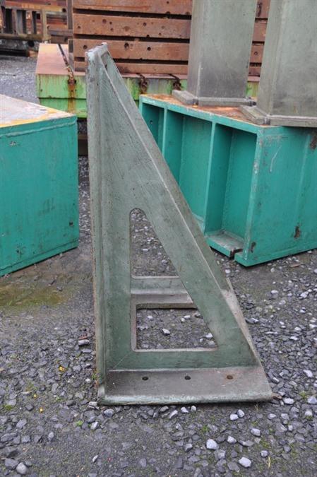 Clamping bracket, 1100 x 900 мм