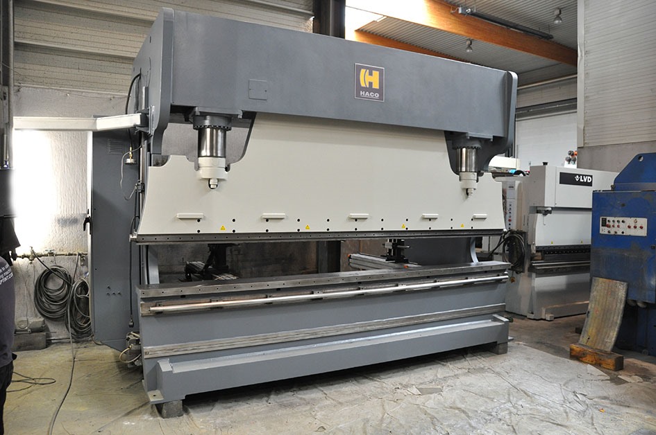 Haco PPES, 400 т x 4100 мм CNC