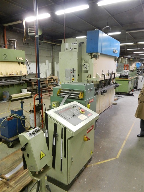 Dimeco decoil./ straight, LVD punchpress + rollforming