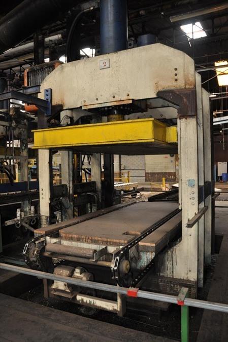 Valette panel press, 410 ton