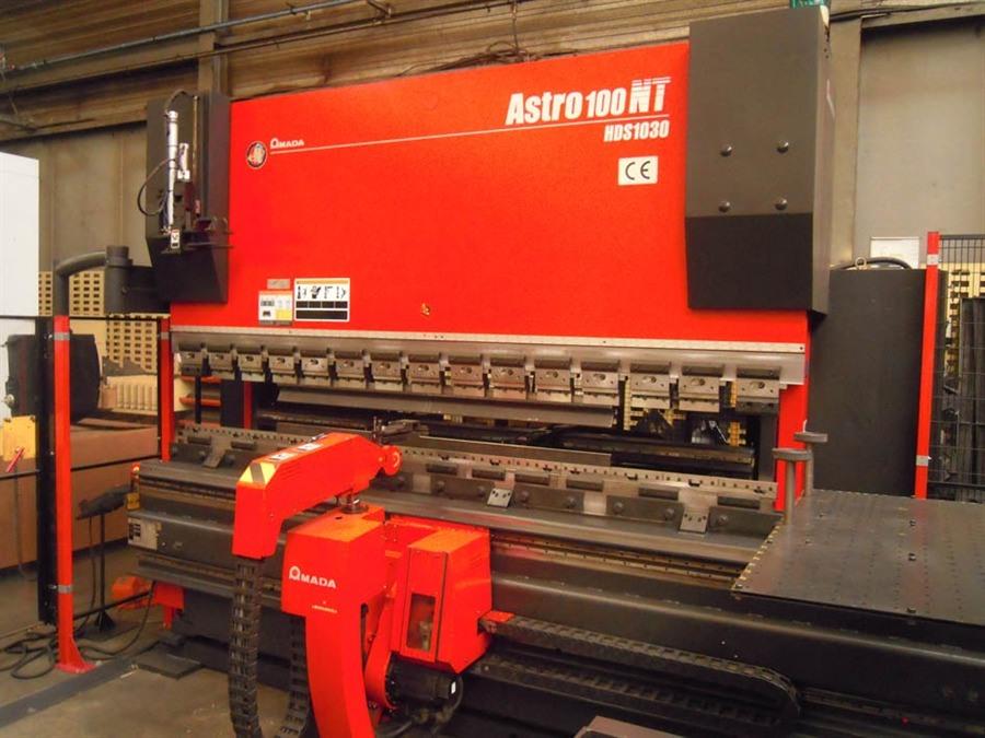 Amada, Astro 100T x 3220 CNC Robot bending Cell