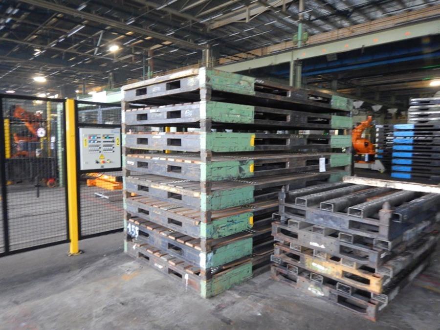 Steel pallets, 3200 x 1600 x 200 mm