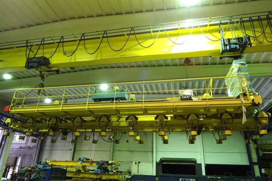 Fimec crane with magnetic plate hoist, 15 ton