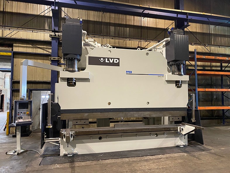 LVD PPEB, 640 т x 4500 мм CNC