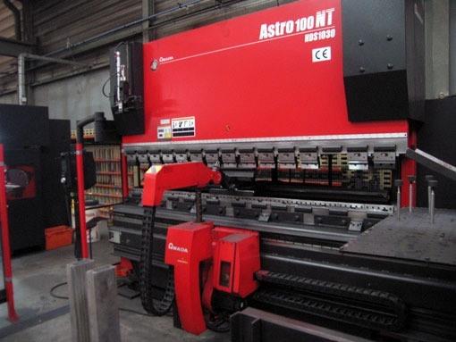 Amada, Astro 100T x 3220 CNC Robot bending Cell