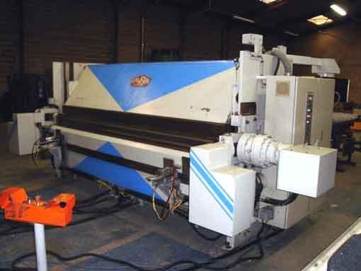 Favrin P3H, 3000 x 3 мм CNC