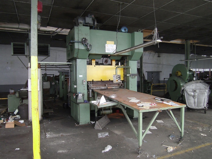 Schalch, 250 T + decoiler/slitting/feeder/cut to length