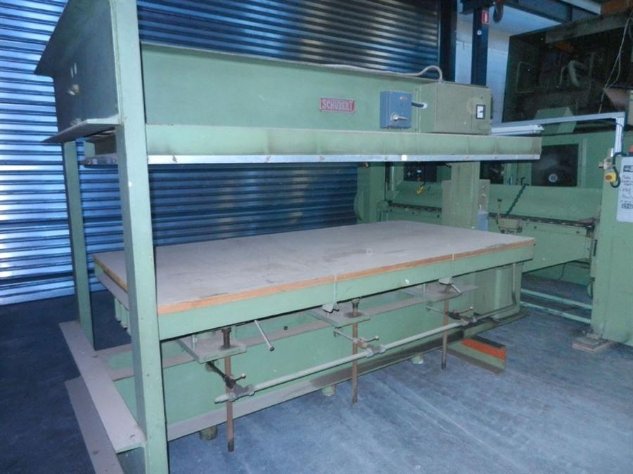 Schubert, heated panel press 45 ton