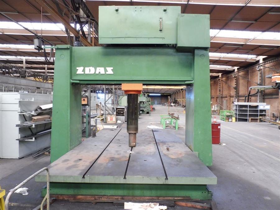 Zdas mobile straightening press, 400 ton