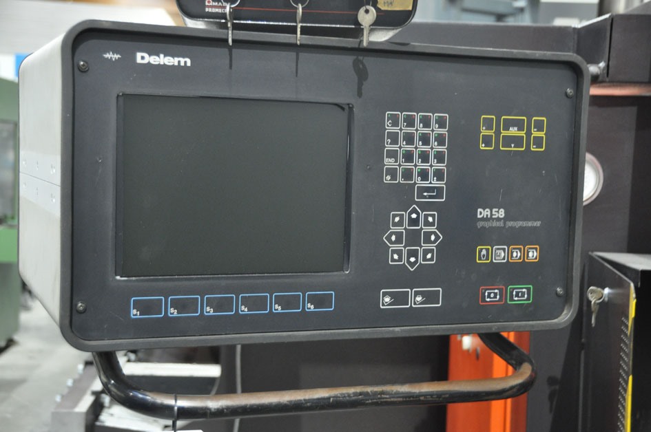 Amada Promecam ITPS, 80 т x 2500 мм CNC