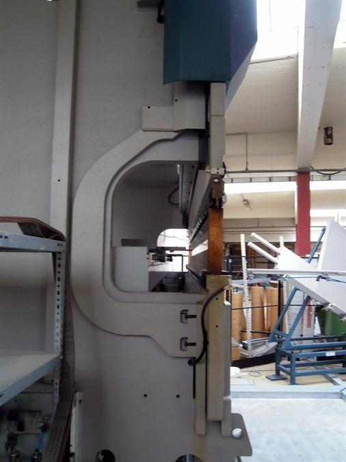 Salvagnini, Roboformer 135 ton x 4100 CNC