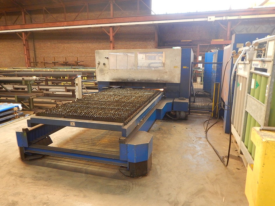 Trumpf L3030, 3000 x 1500 mm 4kW