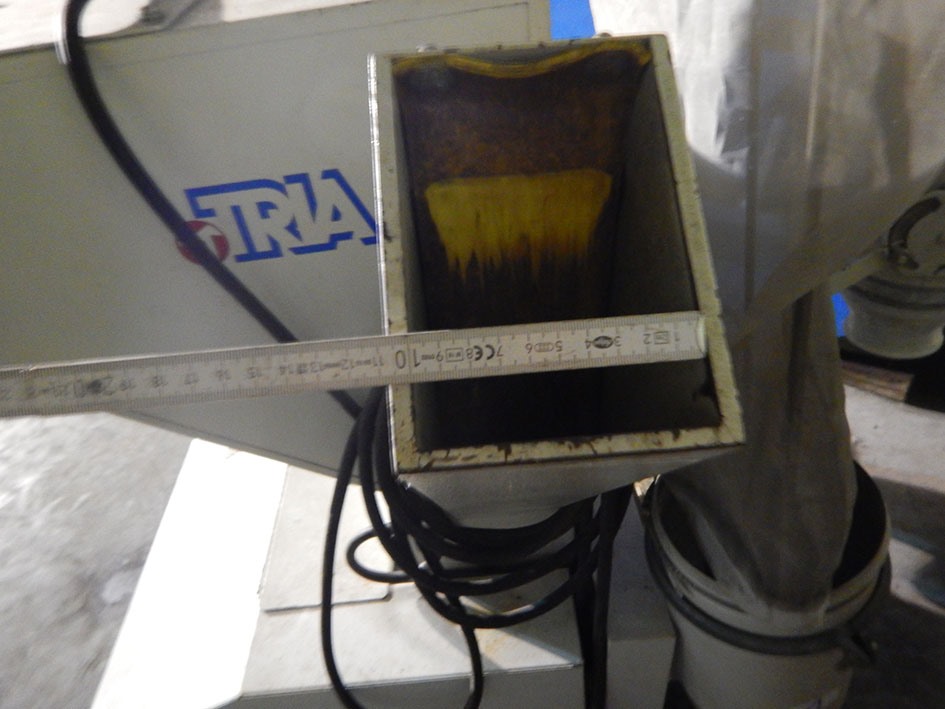 Tria, Plastic breaker 400 x 150