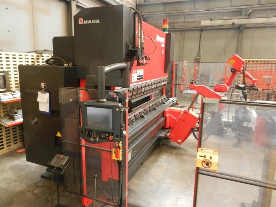 Amada, Astro 100T x 3220 CNC Robot bending Cell