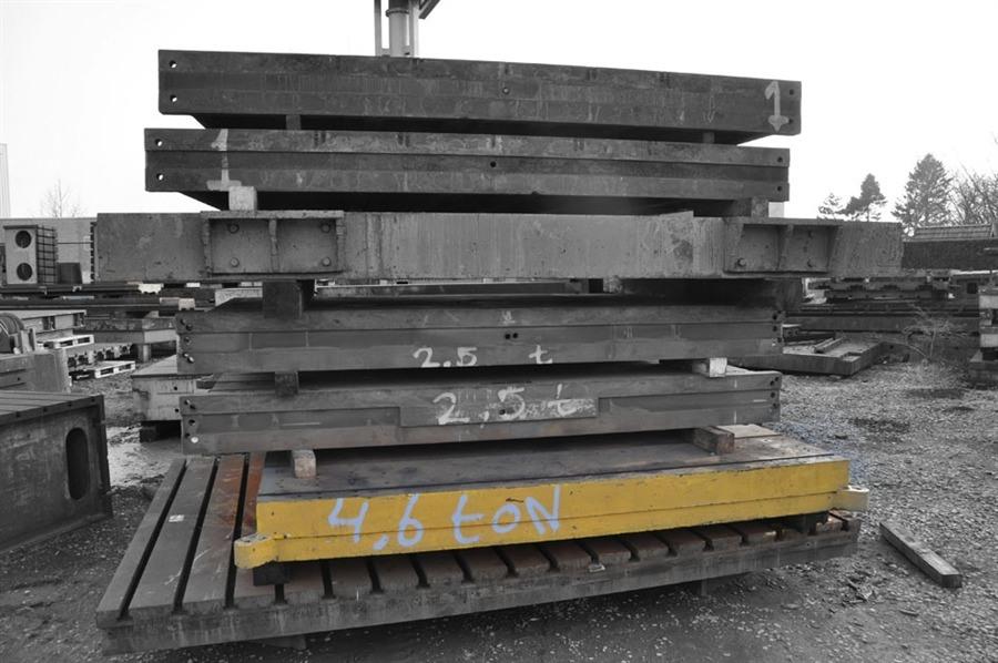 T-slot Table, 2650 x 2525 mm