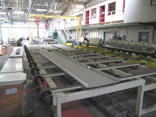 Jensen - rollforming - Sandwichpanel, for industr. sectional gates