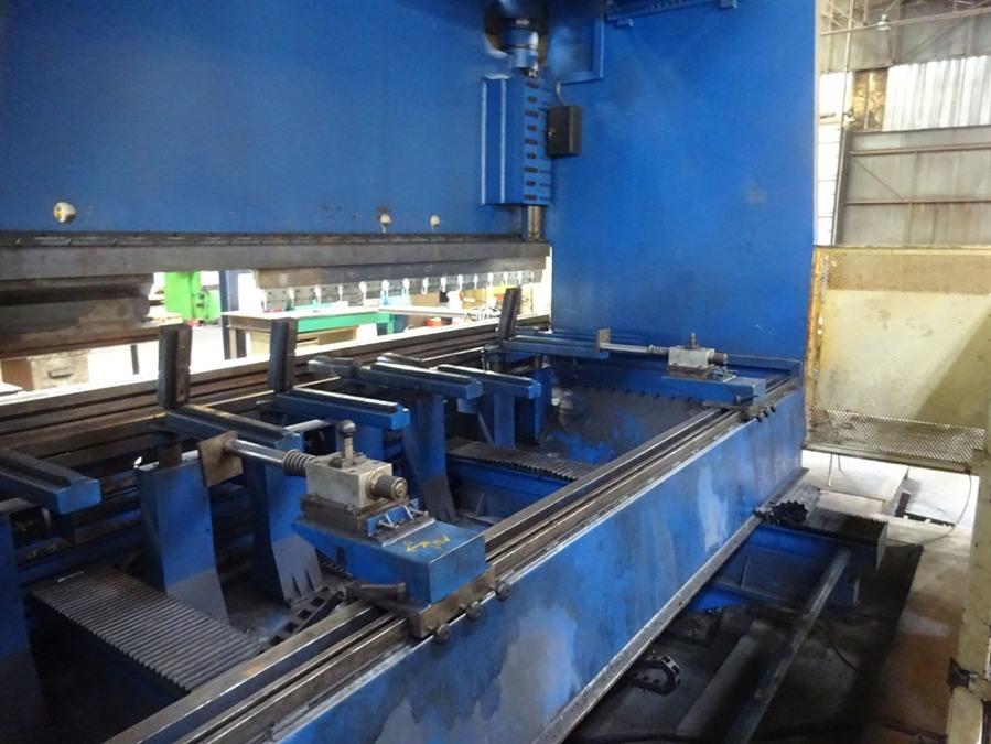 Haco HSDY, 800 т x 6100 мм CNC