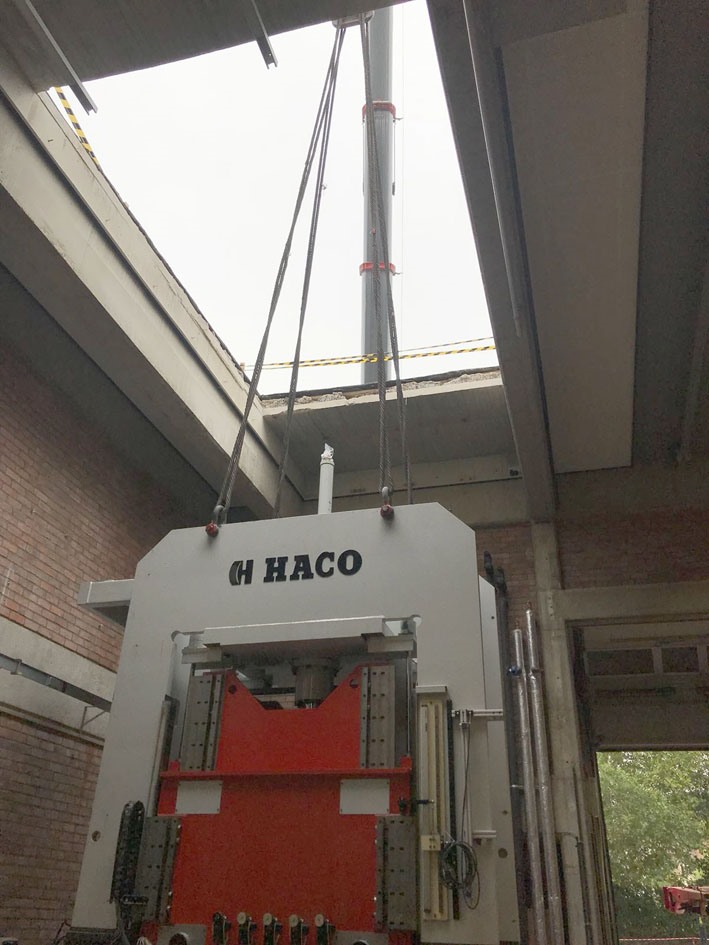 Haco, 100 ton CNC