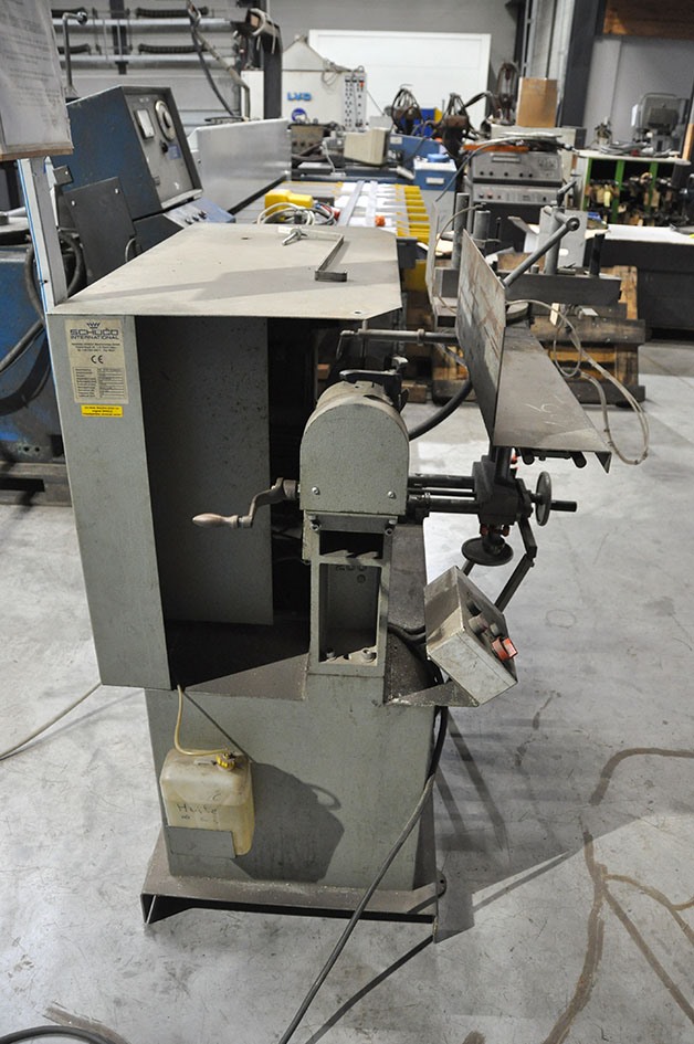 Schüco, notching saw