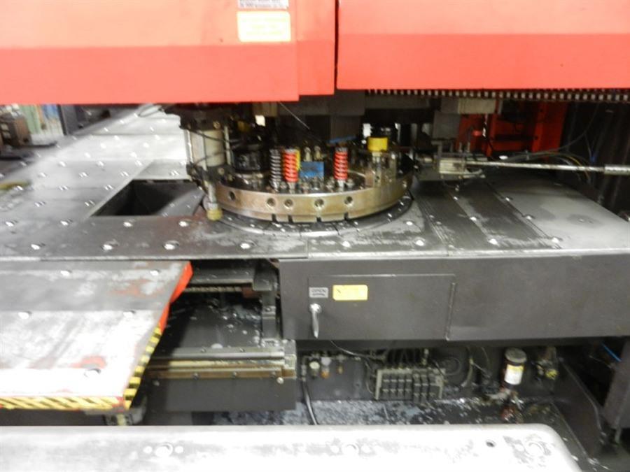 Amada Pega 244, 2000 x 1000 mm