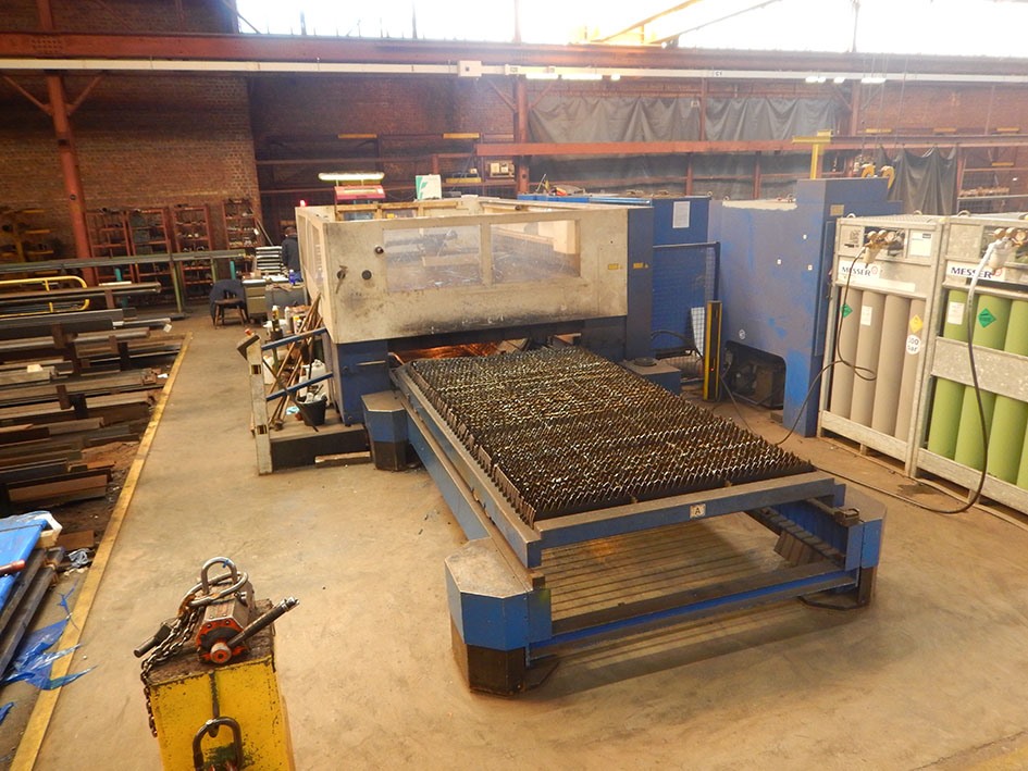 Trumpf L3030, 3000 x 1500 mm 4kW