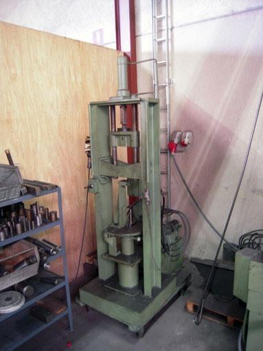 Vermeulen, Hydraulic press