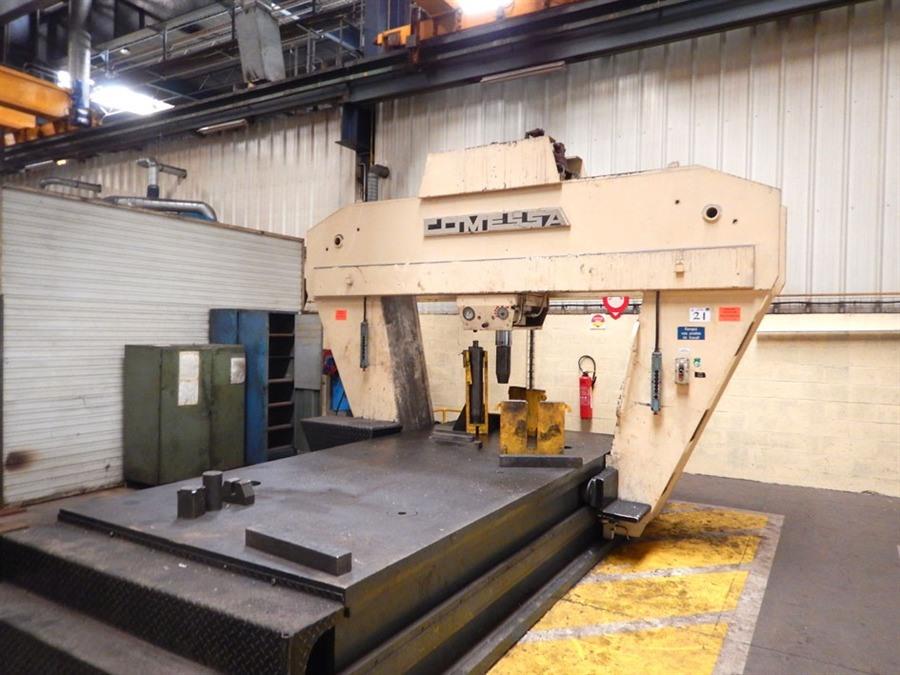 Comessa Mobile straightening press, 220 ton