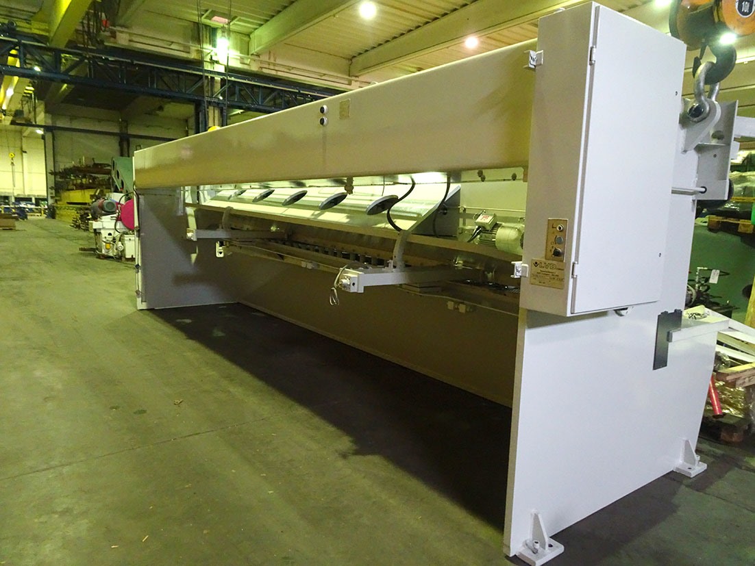 LVD, MVSB 6200 x 8 mm CNC