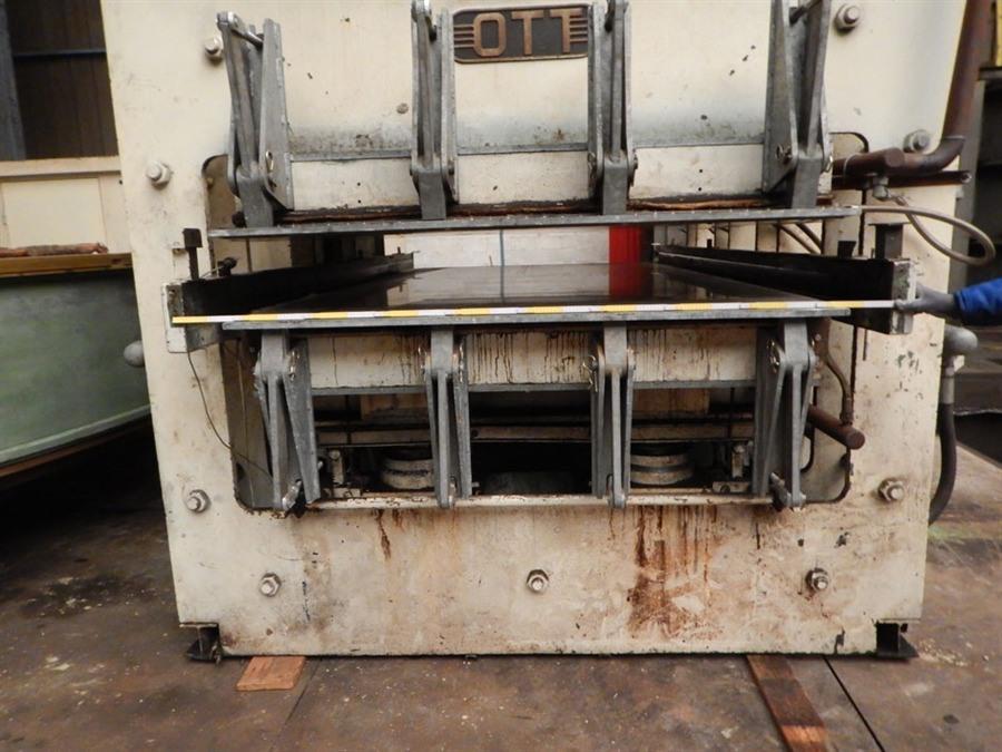 OTT Pressomat, heated panel press