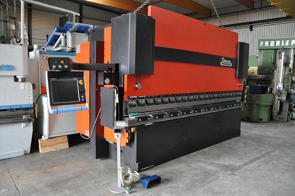 Amada, STPC 200 ton x 4100 mm CNC