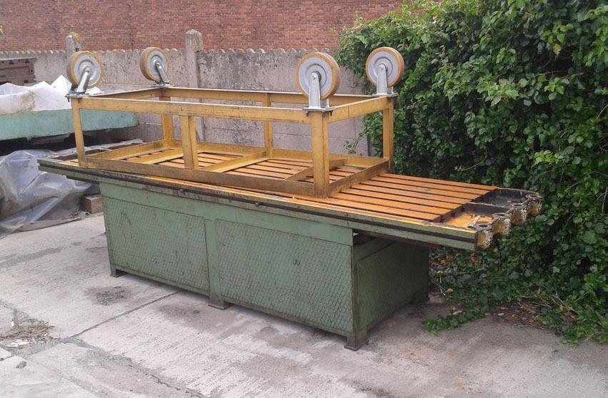 Welding table, 3500 x 910 mm