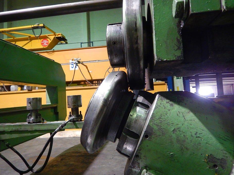 Irle, KS12 cutting & flanging