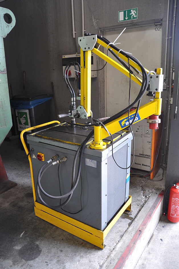 Ineco, Hydraulic tapping M3 > M36