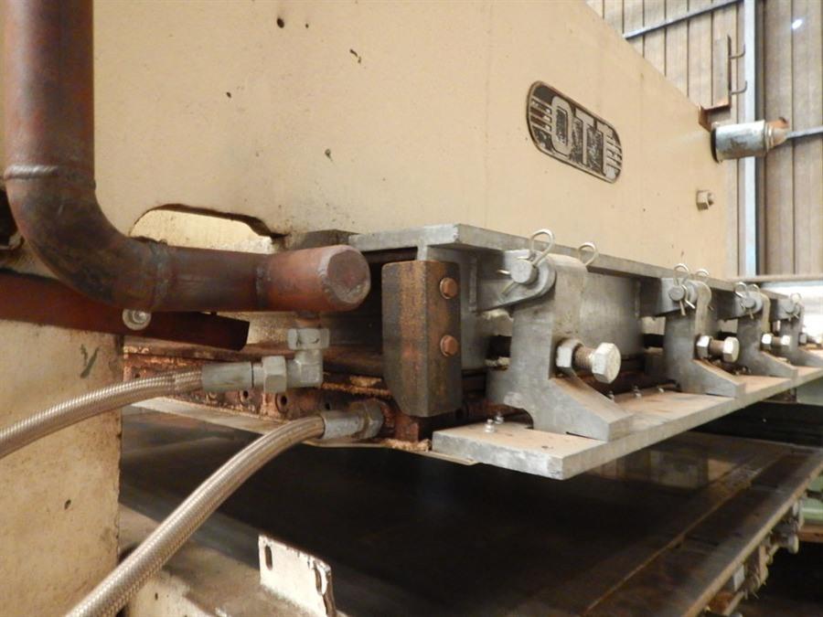 OTT Pressomat, heated panel press