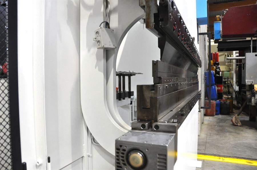 Safan DNCS, 50 т x 2050 мм CNC